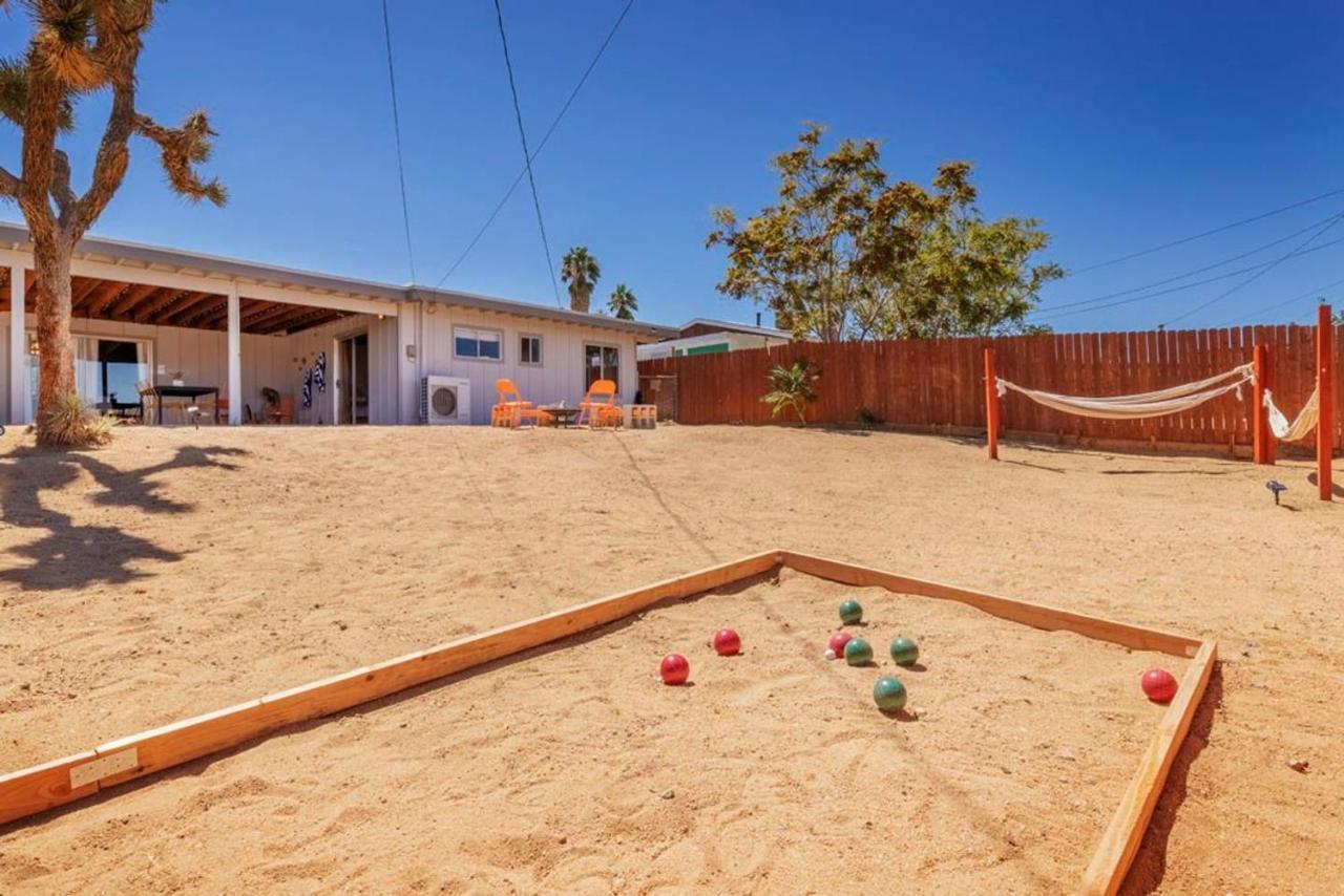 Made In The Shade - Central, Hot Tub, Ac, Sleeps 8 Vila Joshua Tree Exterior foto